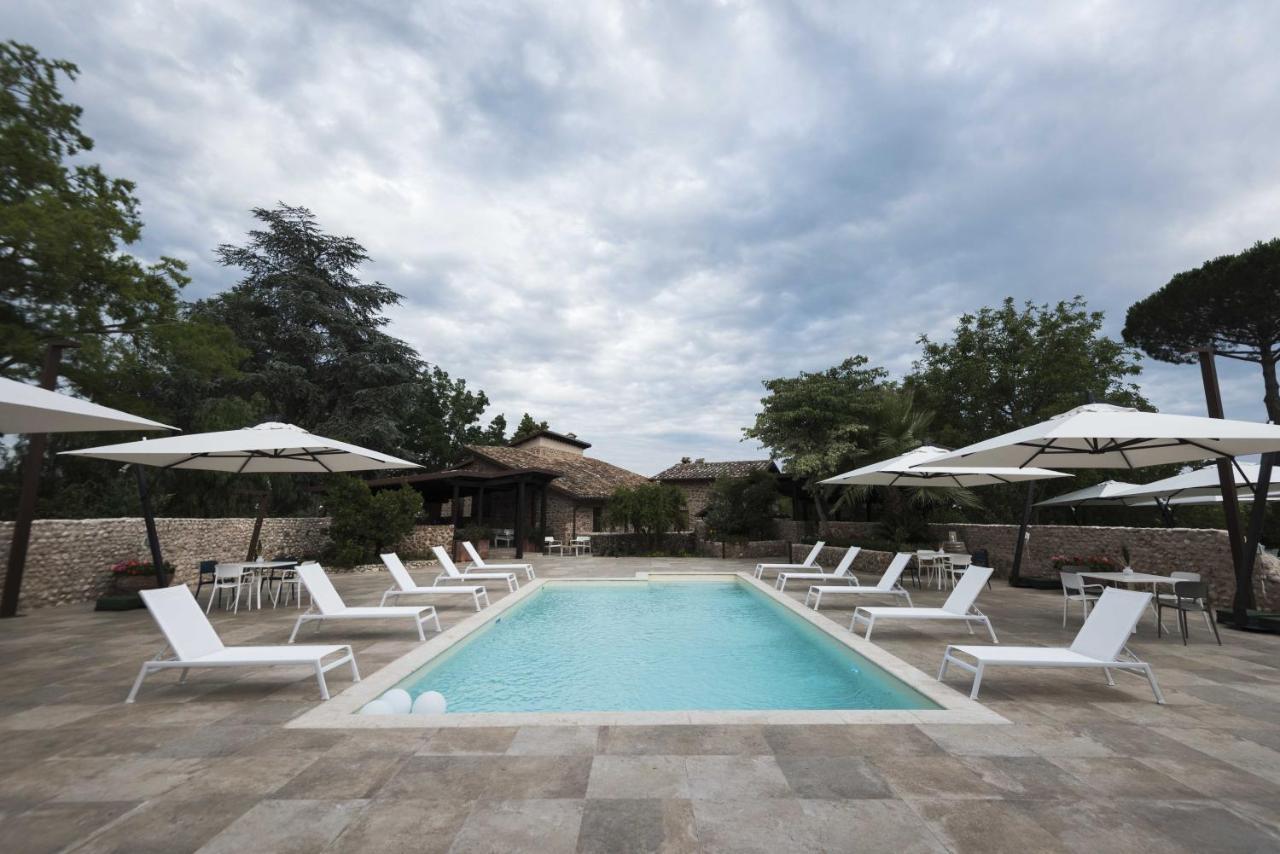 Antico Borgo Molino 7Cento Vicino Ai Giardini Di Ninfa Hotel Cori Bagian luar foto