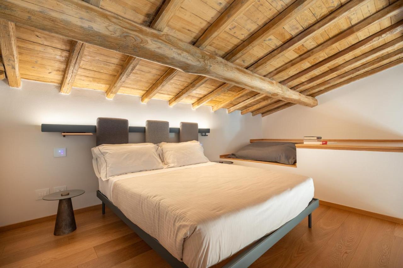 Antico Borgo Molino 7Cento Vicino Ai Giardini Di Ninfa Hotel Cori Bagian luar foto